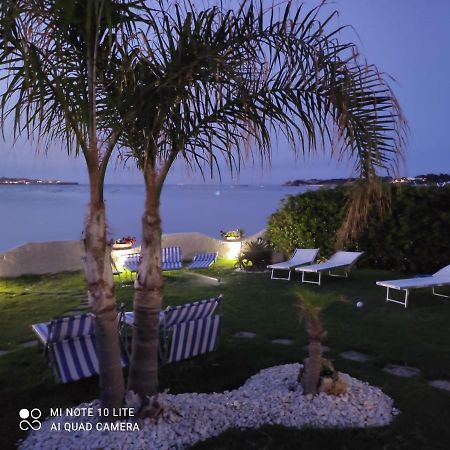 Casa Con Piscina E Vista Mare Dal Giardino Fanusa Exterior foto
