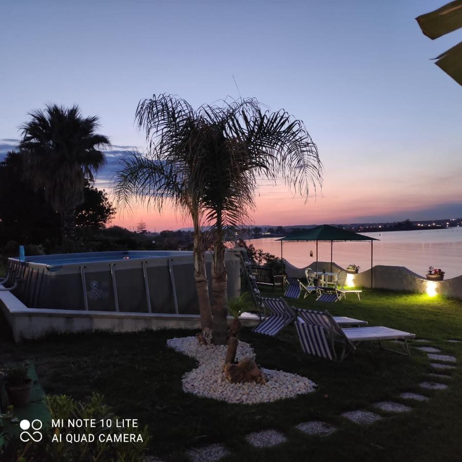 Casa Con Piscina E Vista Mare Dal Giardino Fanusa Exterior foto