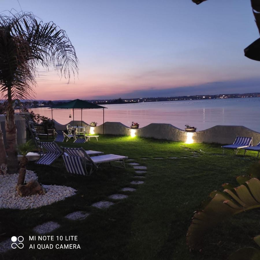 Casa Con Piscina E Vista Mare Dal Giardino Fanusa Exterior foto